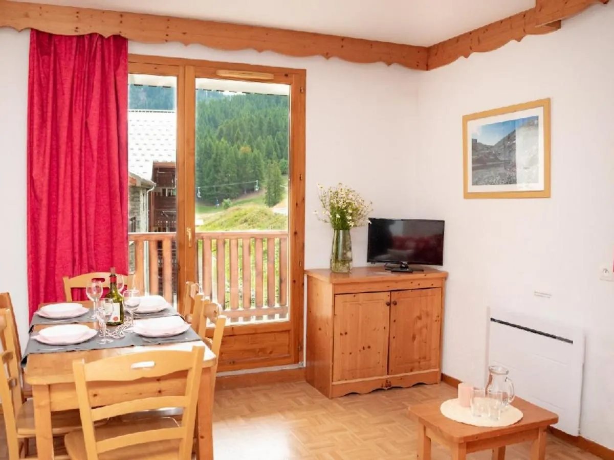 Appartement Confortable 3 Pieces Avec Balcon, Proche Des Pistes, Pour 6 Personnes A Puy-Saint-Vincent - Fr-1-504-184 Apartment
