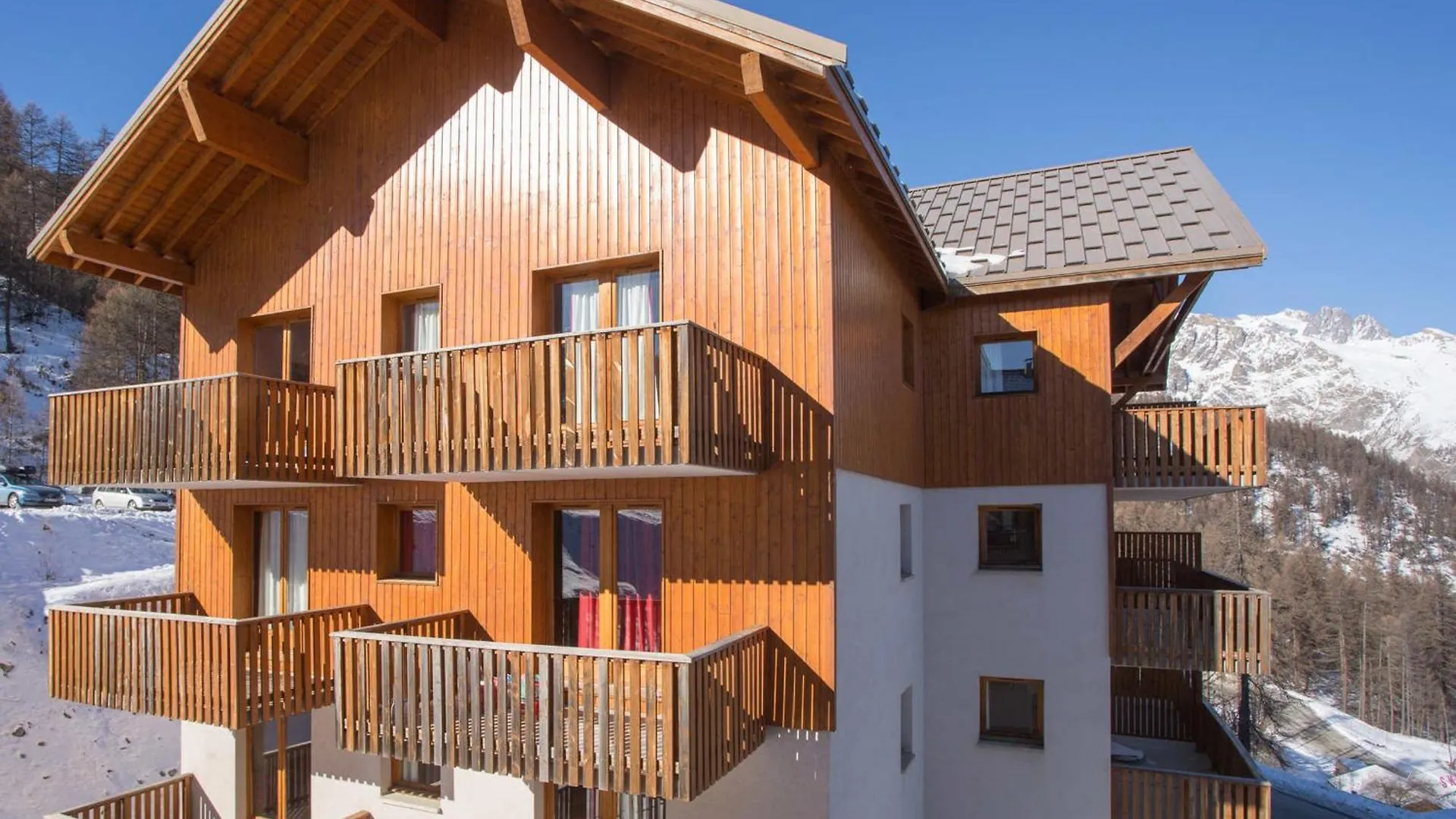 Appartement Confortable 3 Pieces Avec Balcon, Proche Des Pistes, Pour 6 Personnes A Puy-Saint-Vincent - Fr-1-504-184 location